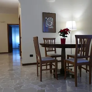 Residenza Feltre , Milano Italia